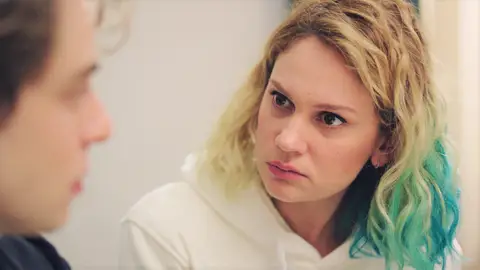 La encrucijada de Inci: conceder a su padre su última voluntad o guardar lealtad a su madre La encrucijada de Inci: conceder a su padre su última voluntad o guardar lealtad a su madre