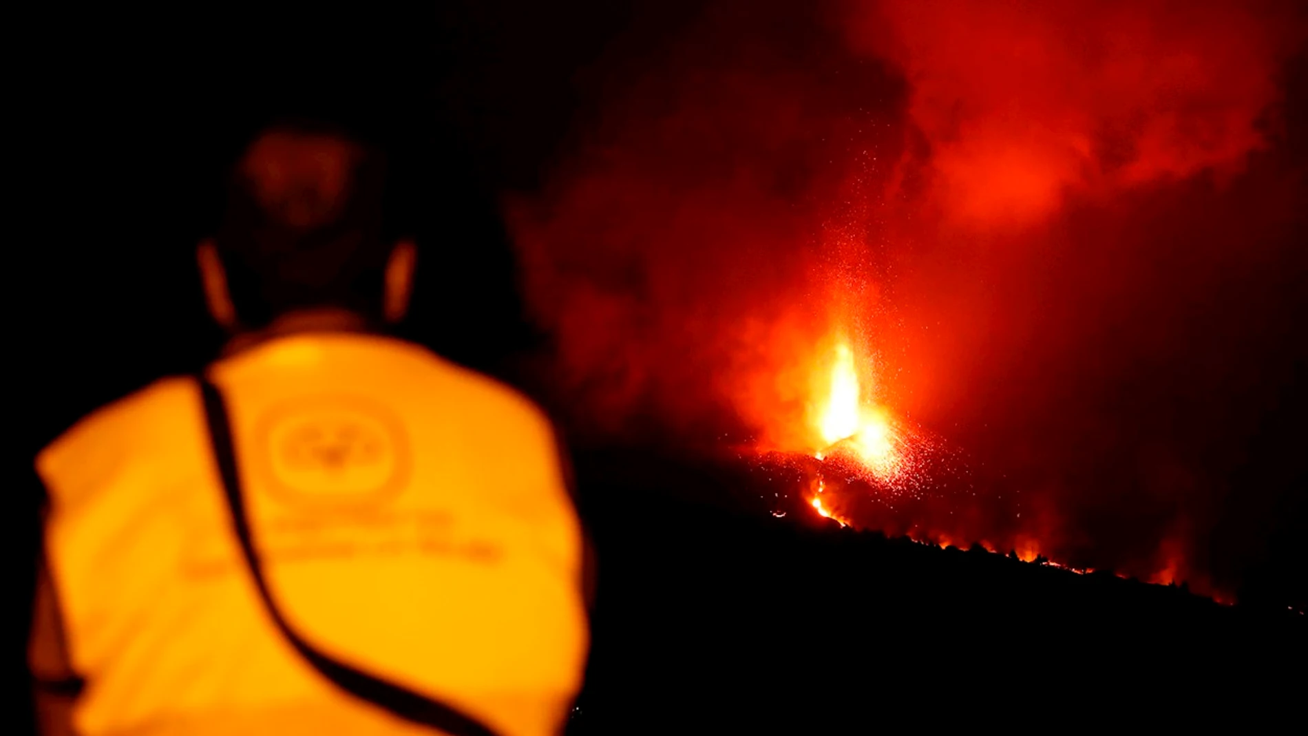 Los tres puntos de La Palma donde más preocupa la evolución del volcán 