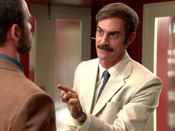 Raúl acusa a Fran de ser el culpable de la muerte de su padre Raúl acusa a Fran de ser el culpable de la muerte de su padre