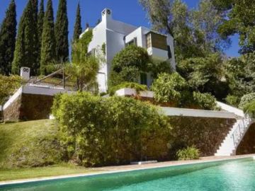 Así es la villa de lujo de Marbella donde Boris Johnson pasará con su familia unos días de descanso