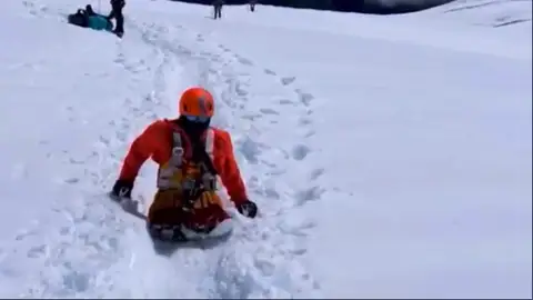 Rustam Nabiev, escala la montaña sin piernas Rustam Nabiev, escala la montaña sin piernas