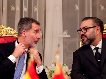 El rey de Marruecos celebra las "excelentes relaciones" y los "lazos de sólida amistad" con España