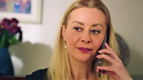 Esta noche: Memduh consigue un nuevo trabajo… ¡donde Han está implicado! Esta noche: Memduh consigue un nuevo trabajo… ¡donde Han está implicado!