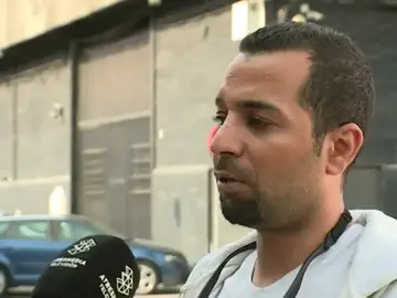 El duro testimonio de un afgano en España: "Los talibanes marcaron los dedos y el cuello de mis hermanos". El duro testimonio de un afgano en España: "Los talibanes marcaron los dedos y el cuello de mis hermanos".