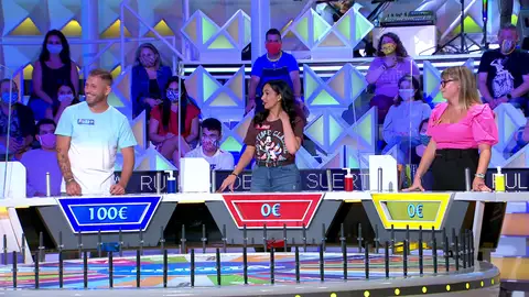 El chiste que enfada a una de las concursantes de ‘La ruleta de la suerte’ El chiste que enfada a una de las concursantes de ‘La ruleta de la suerte’