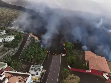 Los drones sobrevuelan el volcán de La Palma