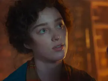 Phoebe Dynevor en 'The Colour Room' Phoebe Dynevor en 'The Colour Room'