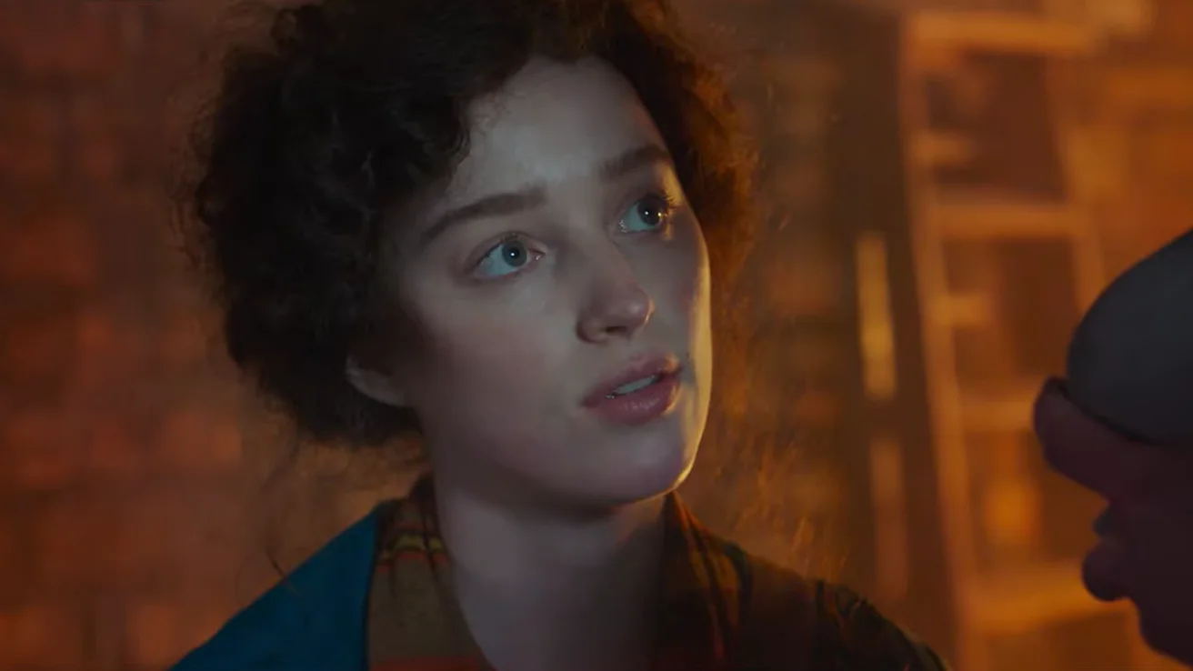 Phoebe Dynevor en 'The Colour Room'