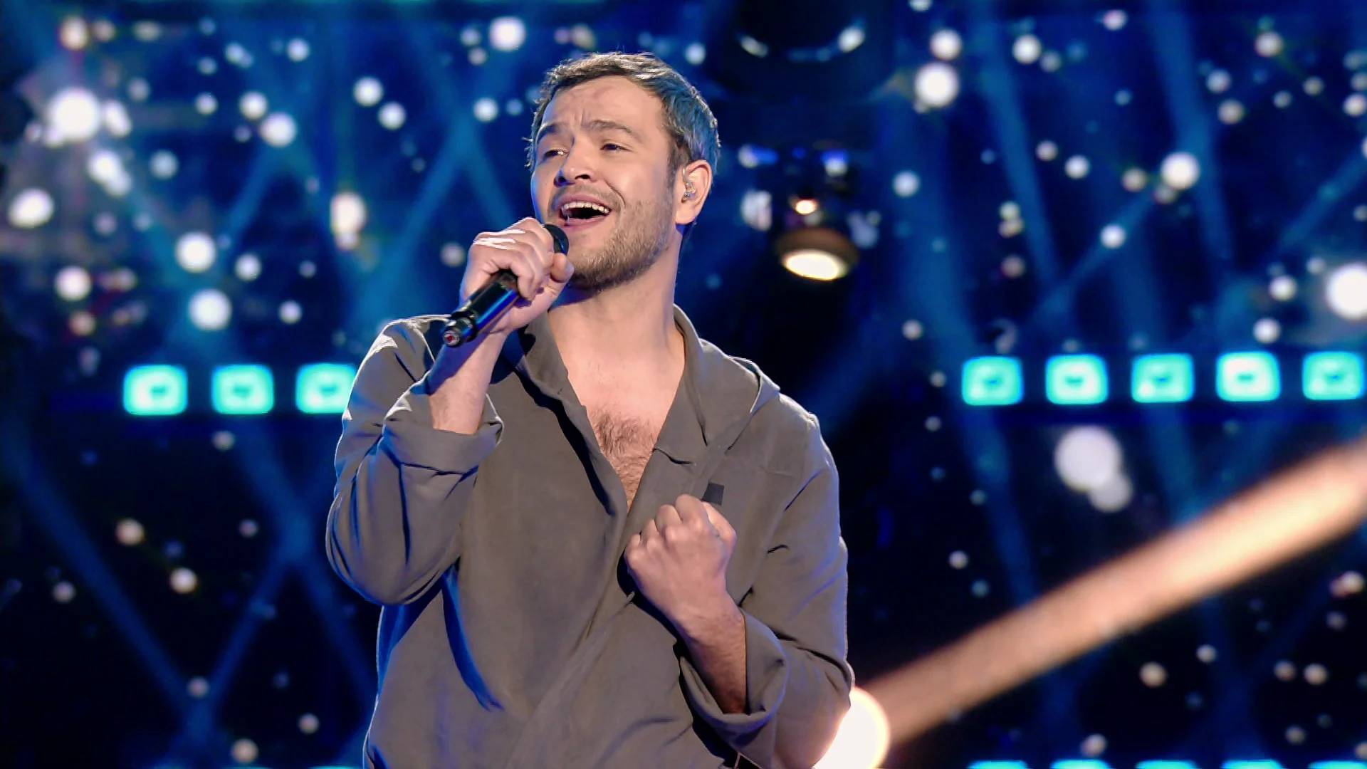¡Espectacular! David Bustamante felicita al nadador por enamorar con ‘Thinking Out Loud’, de Ed Sheeran ¡Espectacular! David Bustamante felicita al nadador por enamorar con ‘Thinking Out Loud’, de Ed Sheeran