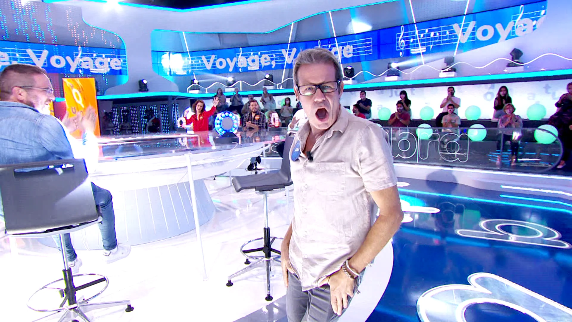 La sorpresa final de Roberto Leal a Juli Fàbregas tras montar el espectáculo en 'Pasapalabra' La sorpresa final de Roberto Leal a Juli Fàbregas tras montar el espectáculo en 'Pasapalabra'