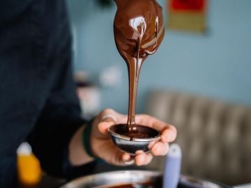 ¿Cuál es la polémica con la crema de cacao 'realfooder' de Carlos Ríos?