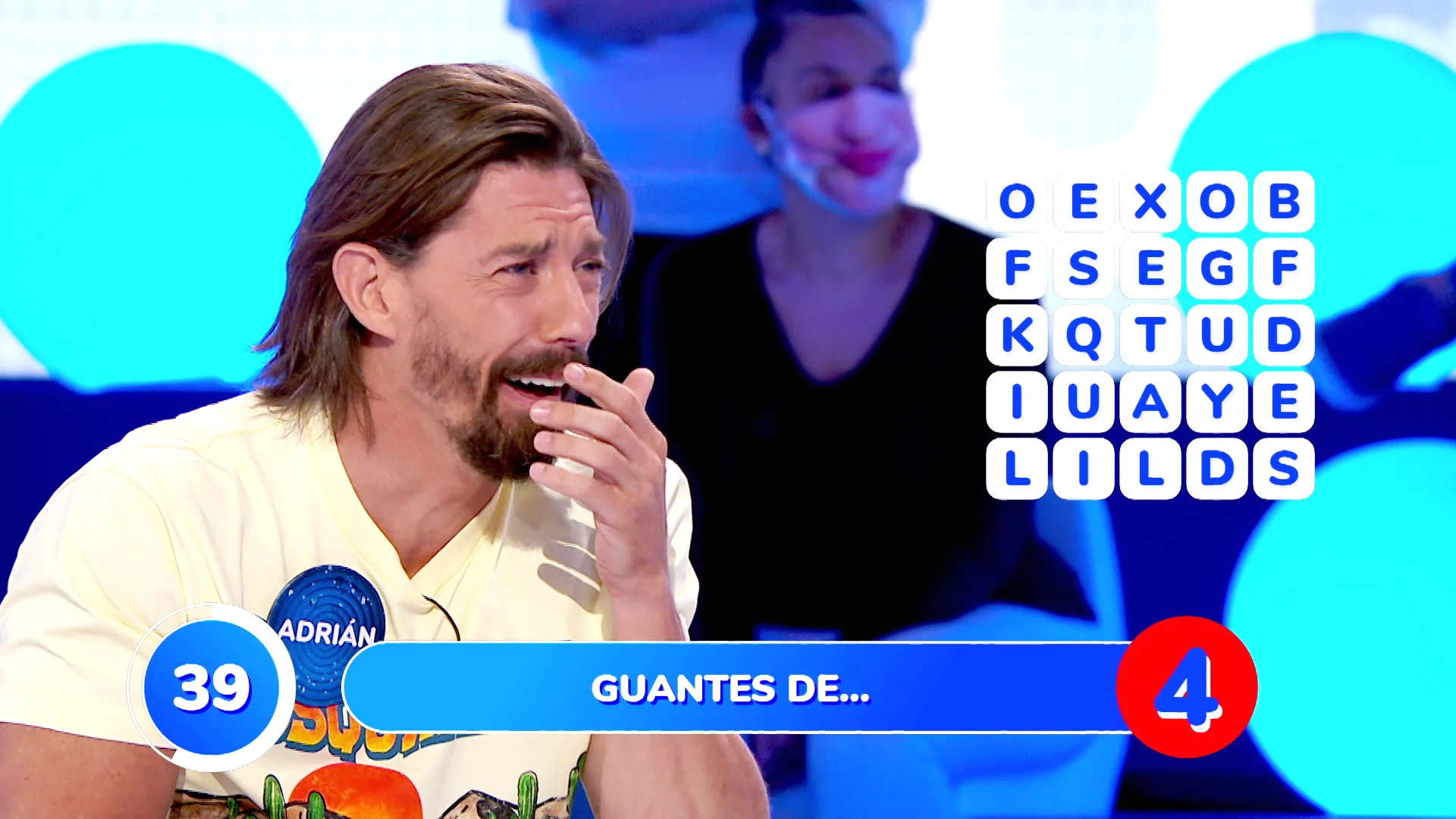 La respuesta de Adri&aacute;n Lastra que provoca un ataque de risa en la &lsquo;Sopa de letras&rsquo;