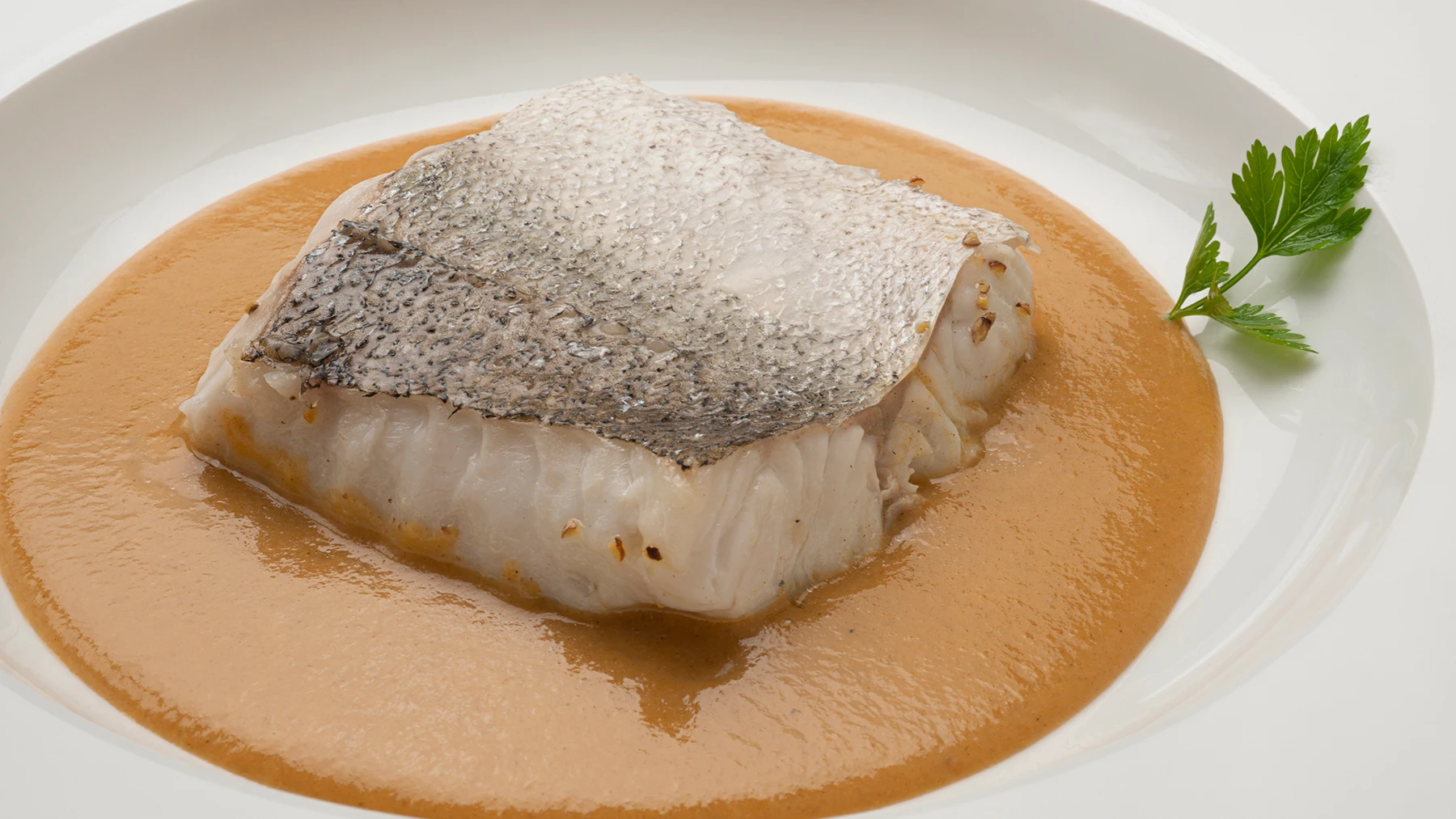 Argui&ntilde;ano: receta de merluza al vapor con salsa de mejillones "100% natural"