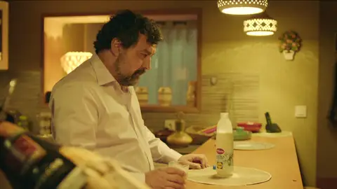 Ika, en peligro: los mafiosos rusos entran en casa de Paco tras fugarse de la cárcel Ika, en peligro: los mafiosos rusos entran en casa de Paco tras fugarse de la cárcel