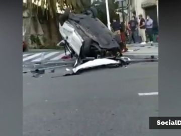 Un coche se despeña desde un puente en A Coruña tras un "pique" con otros dos vehículos