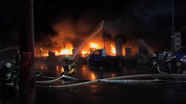 Al menos 46 muertos y decenas de heridos en un incendio en Taiwan Al menos 46 muertos y decenas de heridos en un incendio en Taiwan