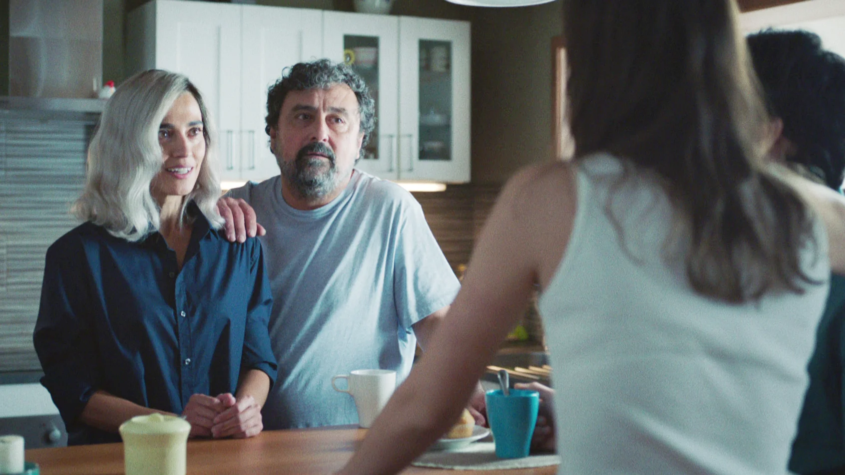 Dobles parejas en el desayuno: Paco presenta a María y descubre el secreto de Rober 
