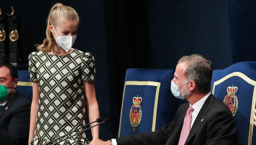 La princesa Leonor y el rey Felipe VI