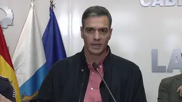Pedro Sánchez anuncia una modificación presupuestaria para que las ayudas lleguen antes a La Palma Pedro Sánchez anuncia una modificación presupuestaria para que las ayudas lleguen antes a La Palma