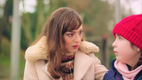 La rabia desata a Gülru con la confesión de Tomris: “Esa mujer va a saber quién soy” Mejores momentos | Capítulo 29