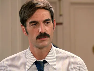 Raúl saborea el éxito tras descubrir la misteriosa herencia de su padre: “Eres el nuevo dueño de Garlo” Raúl saborea el éxito tras descubrir la misteriosa herencia de su padre: “Eres el nuevo dueño de Garlo”