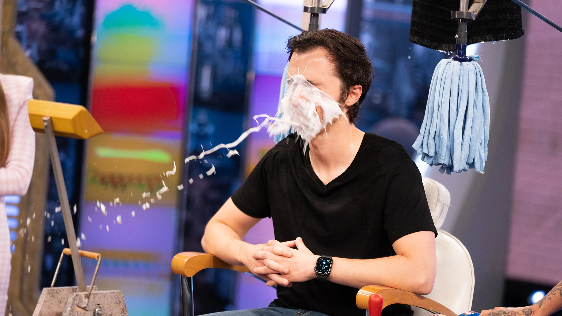 &iexcl;Alucinante! La demostraci&oacute;n en directo del primer robot de maquillaje en 'El hormiguero 3.0'