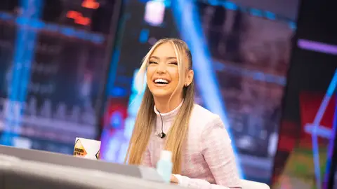 Los extraños amaneceres de Ana Mena tras salir de fiesta: "Suelo aparecer en un medio de transporte diferente" Los extraños amaneceres de Ana Mena tras salir de fiesta: "Suelo aparecer en un medio de transporte diferente"