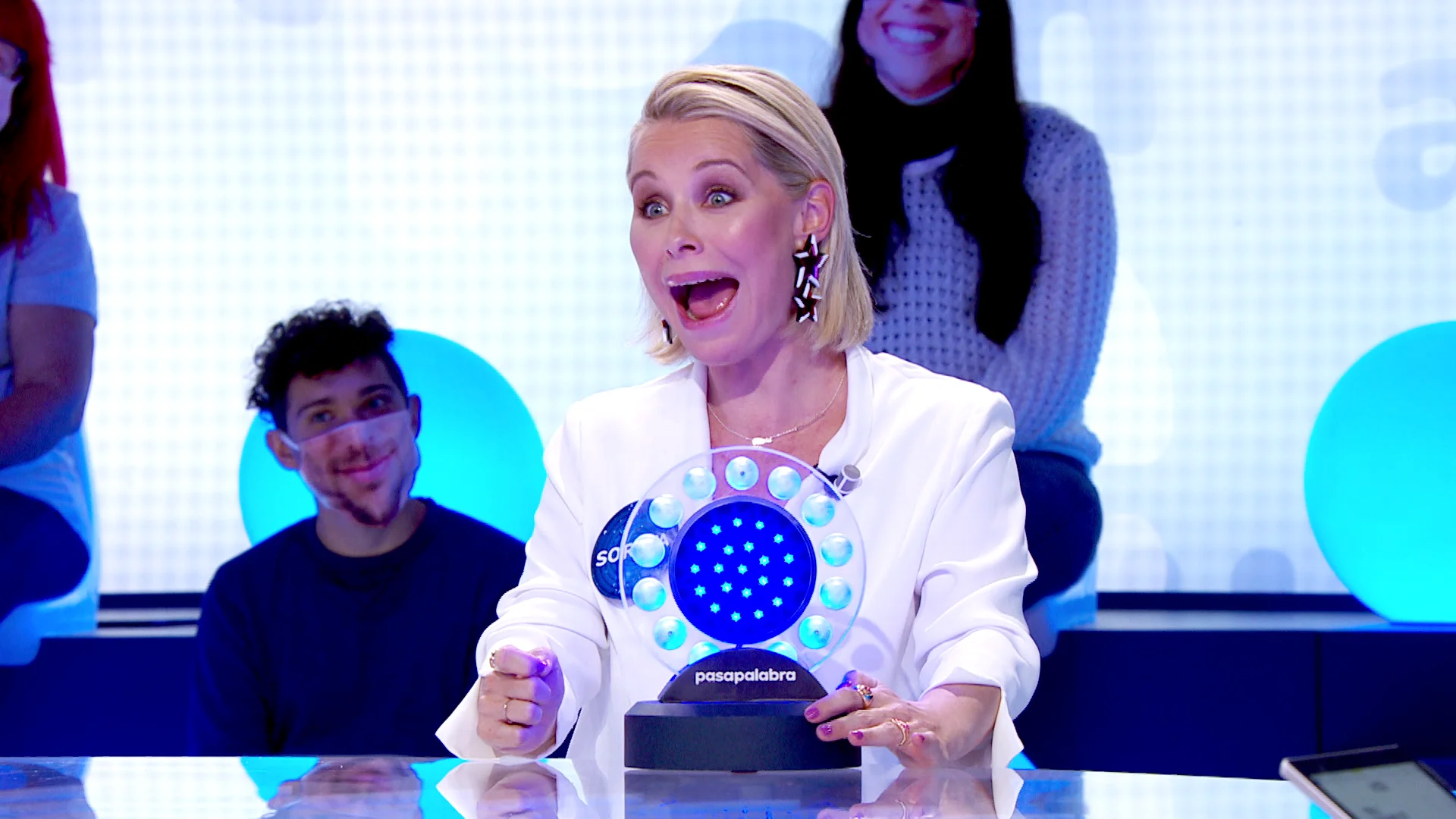 "Giro dramático de los acontecimientos" con la canción que engaña a Soraya Arnelas en ‘La Pista’ "Giro dramático de los acontecimientos" con la canción que engaña a Soraya Arnelas en ‘La Pista’