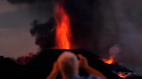 Aumenta la lava del volcán de La Palma Aumenta la lava del volcán de La Palma