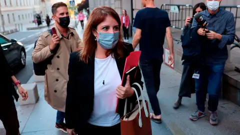 Adriana Lastra a su llegada a la reunión por la reforma laboral Adriana Lastra a su llegada a la reunión por la reforma laboral