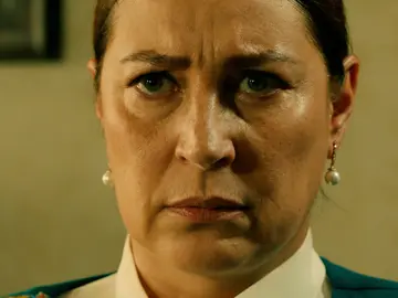 La verdad sale a la luz: “Me casé contigo para salvar a Yilmaz” La verdad sale a la luz: “Me casé contigo para salvar a Yilmaz”