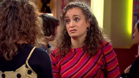 Inés sopesa plantearle a Guillermo comenzar una nueva vida en Alemania Inés sopesa plantearle a Guillermo comenzar una nueva vida en Alemania