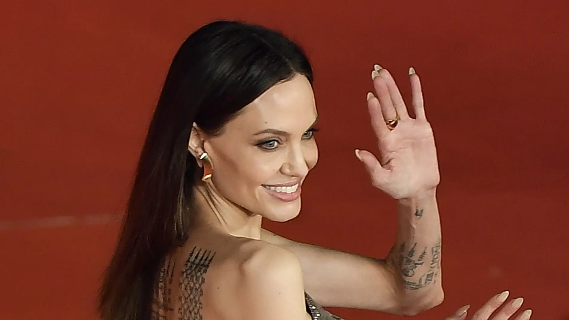 Angelina Jolie en la alfombra roja de &#39;Eternals&#39; en Roma