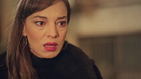 “Me estoy muriendo” Gülru se espanta ante la gran confesión de Naci Mejores momentos | Capítulo 30