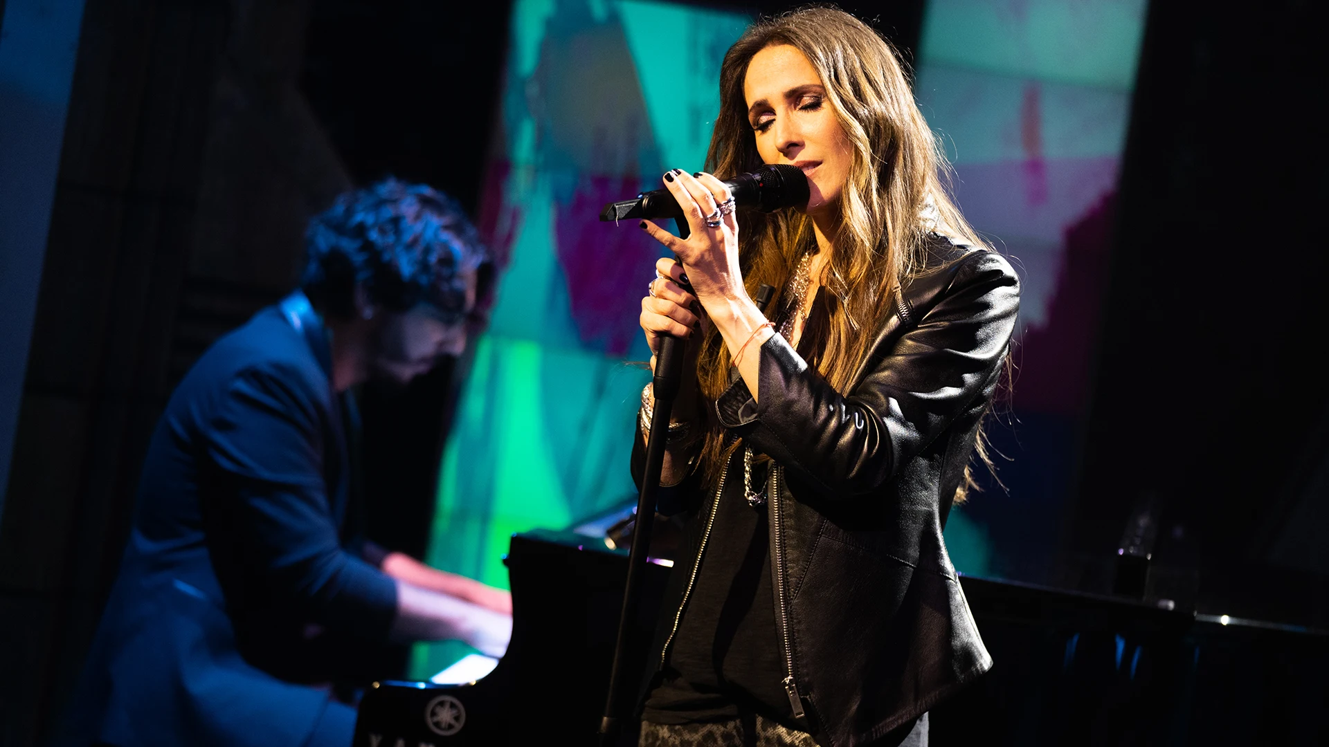 Mal&uacute; canta en directo