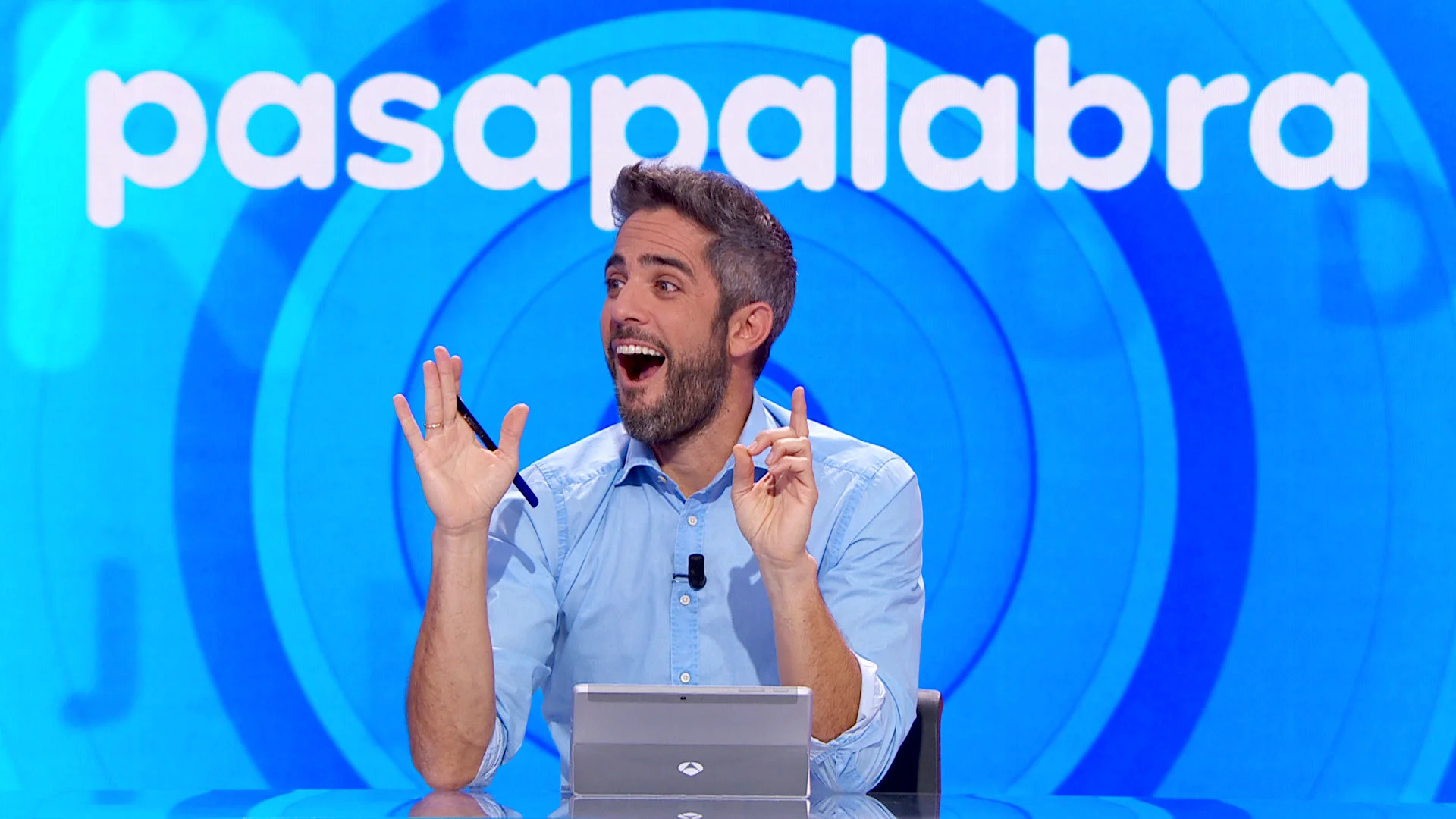 Roberto Leal, a punto de expulsar a Cristina Alcázar por hacer trampas en ‘Pasapalabra’ Roberto Leal, a punto de expulsar a Cristina Alcázar por hacer trampas en ‘Pasapalabra’