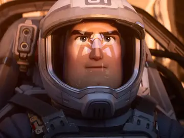 Escena de 'Lightyear' de Pixar Escena de 'Lightyear' de Pixar
