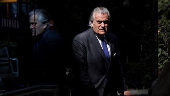 Luis B&aacute;rcenas