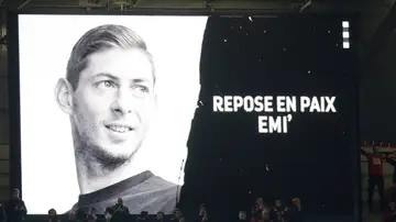 Declaran culpable al empresario que organizó el vuelo de Emiliano Sala por poner en peligro la seguridad de la aeronave Declaran culpable al empresario que organizó el vuelo de Emiliano Sala por poner en peligro la seguridad de la aeronave
