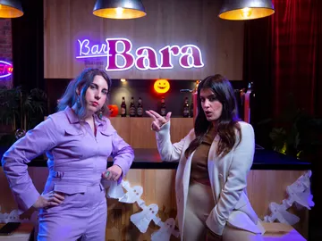 Carolina Iglesias y Dulceida en 'Una caña con...' Carolina Iglesias y Dulceida en 'Una caña con...'