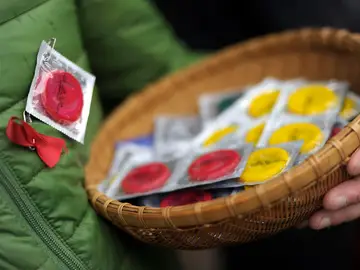 Imagen de archivo de condones Imagen de archivo de condones