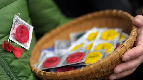 Imagen de archivo de condones Imagen de archivo de condones