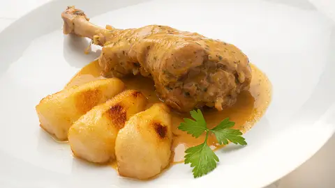 ¡Un guiso sencillo para principiantes! Muslos de pavo con peras ¡Un guiso sencillo para principiantes! Muslos de pavo con peras