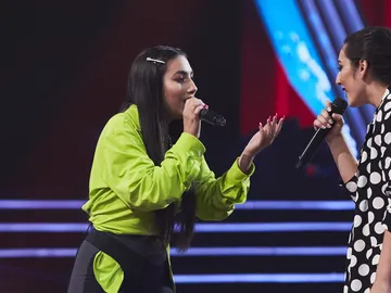 María José Llergo, puro arte cantando '¡Ay, pena, penita, pena!' a dúo con Alba Cortés en 'La Voz' María José Llergo, puro arte cantando '¡Ay, pena, penita, pena!' a dúo con Alba Cortés en 'La Voz'