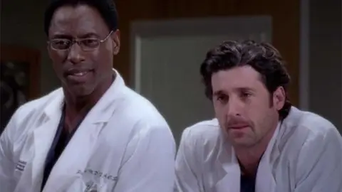 Isaiah Washington y Patrick Dempsey en 'Anatomía de Grey'