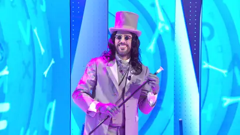 Roberto Leal se convierte en Drácula para el especial Halloween de ‘Pasapalabra’ Roberto Leal se convierte en Drácula para el especial Halloween de ‘Pasapalabra’