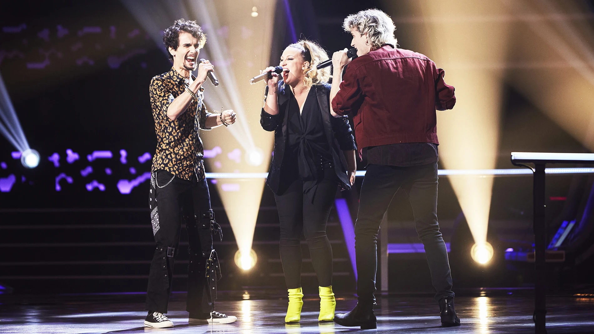 Luis, Franc y Noemí cantan 'Show must go on' en La Gran Batalla de ‘La Voz’ 