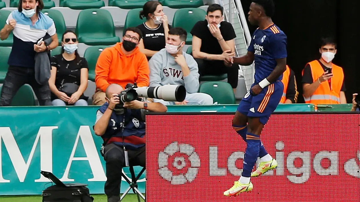 Vinicius, sobre la presi&oacute;n a su llegada al Madrid: "Fue muy grande. Nunca vi algo as&iacute; con alguien tan joven"