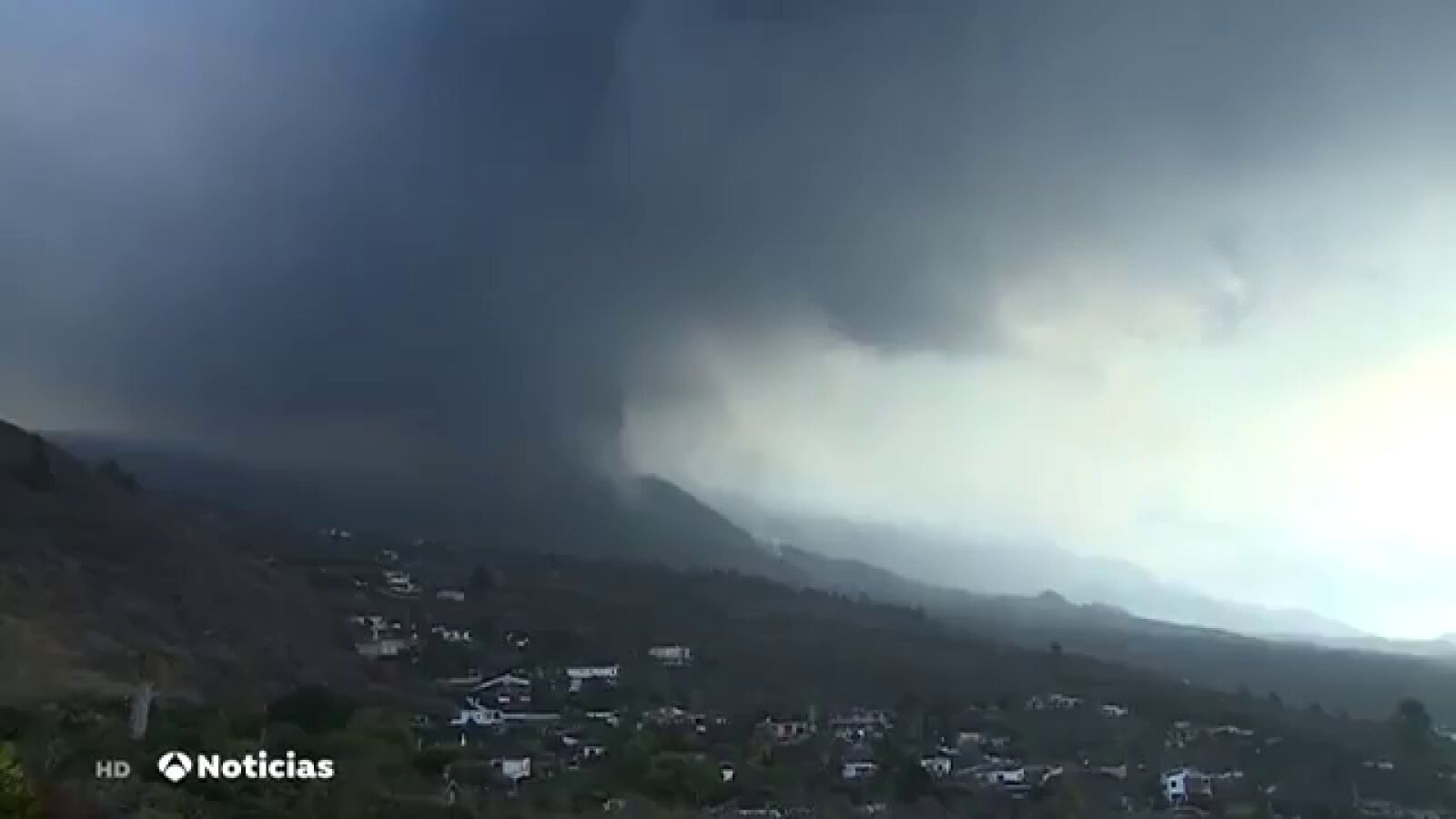 La Palma registra un terremoto de magnitud 5, el mayor desde que comenzó la erupción del volcán