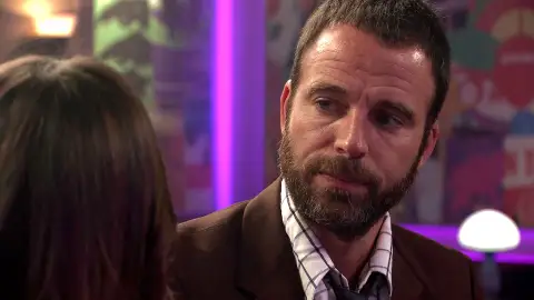 Fran confía en Coral su tormentoso pasado: "Esto nunca se lo he contado a nadie" Fran confía en Coral su tormentoso pasado: "Esto nunca se lo he contado a nadie"